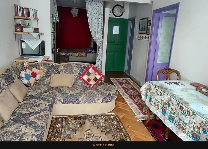 Nur Home Abuzer Yegin